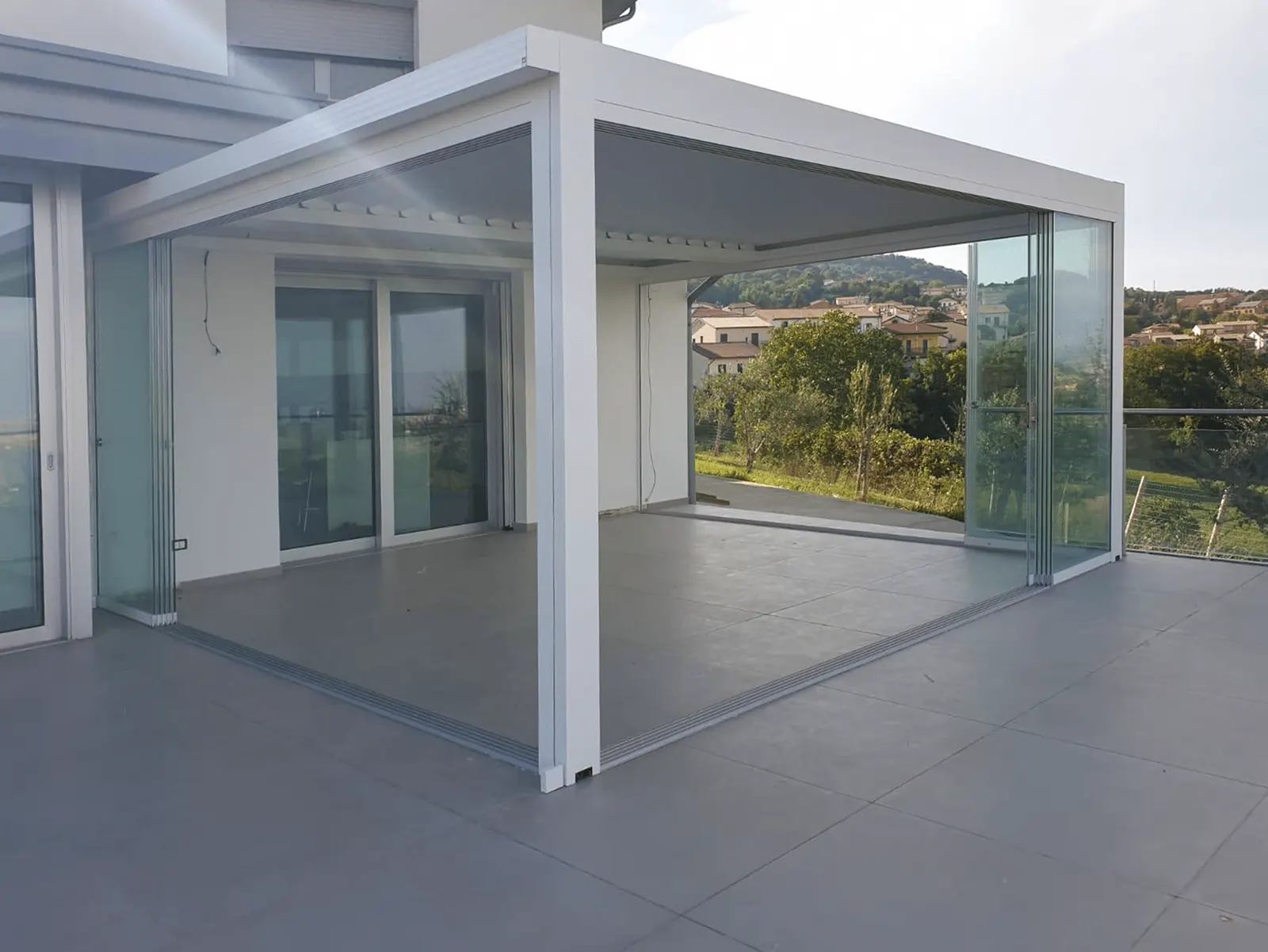 Protección solar: persianas, enrollables y lamas · PF Space