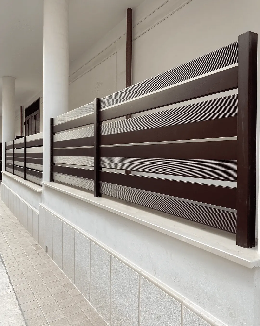 Escaleras y estructuras de acero · PF Space